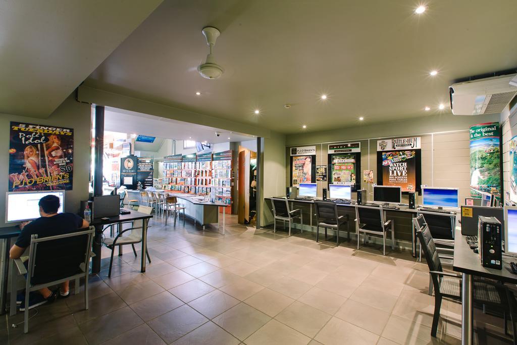 Global Backpackers Cairns Central מראה חיצוני תמונה