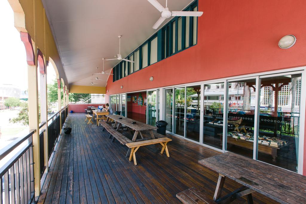Global Backpackers Cairns Central מראה חיצוני תמונה